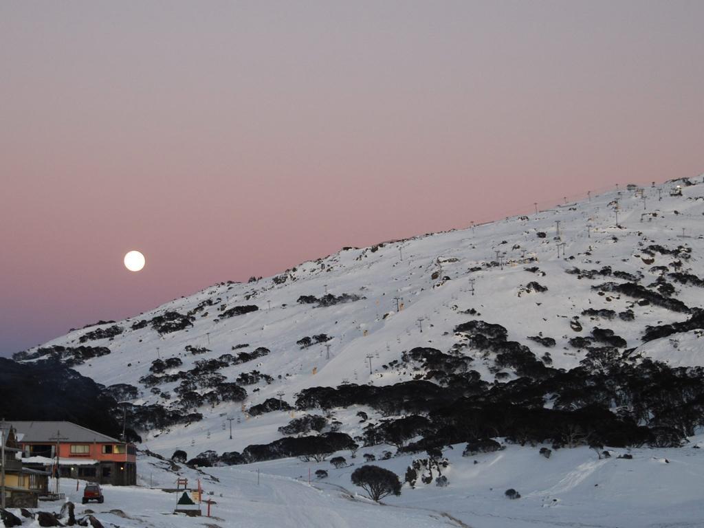 Perisher Manor Hotel Perisher Valley Luaran gambar