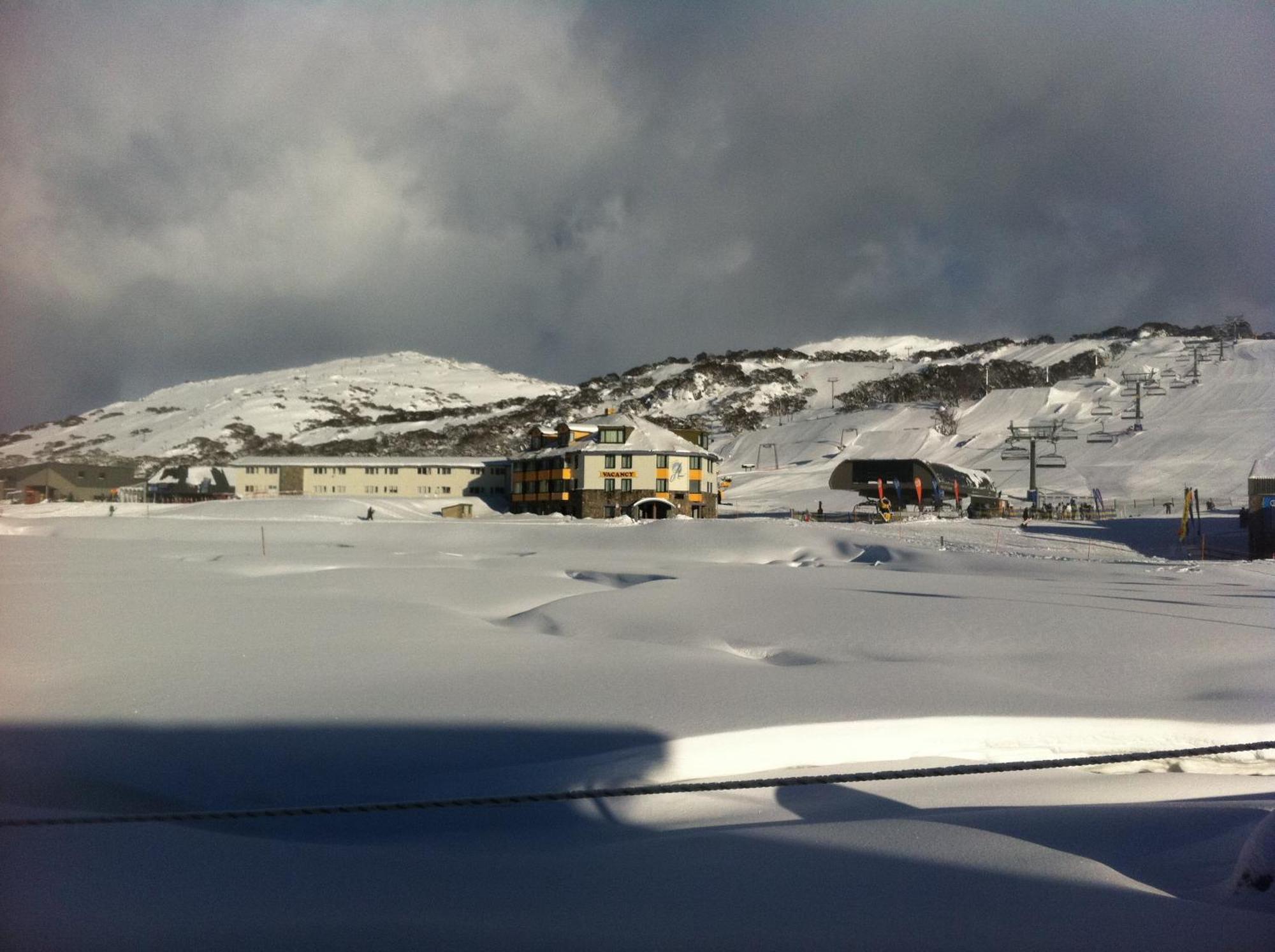 Perisher Manor Hotel Perisher Valley Luaran gambar